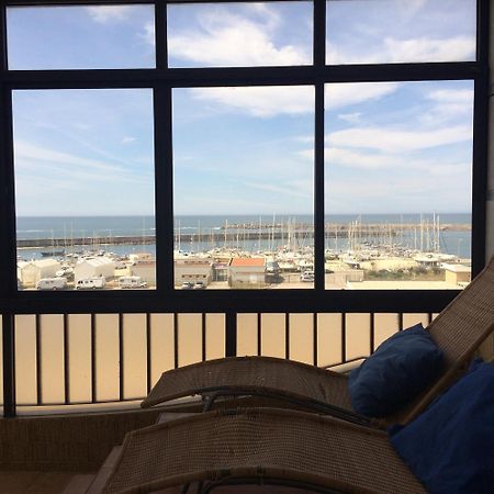 Em Frente A Praia E Marina Vila do Conde Buitenkant foto